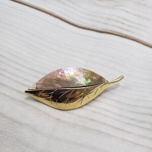 Vintage Liz Claiborne Leaf Pin Brooch Goldtone Abalone 2.25"
